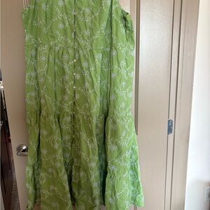 J. Jill Light Green Embroidered Top